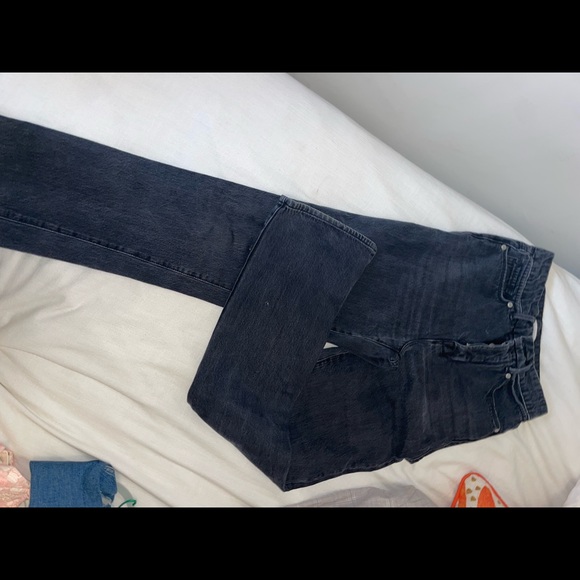 GOOD AMERICAN split leg jeans! Fits size 4 - Picture 2 of 4